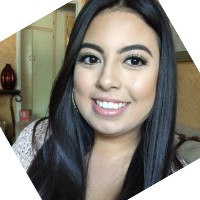 Caryn De La Cruz