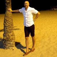 Aaron Rose