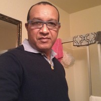 Roger Leon