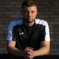 Alex J Pope