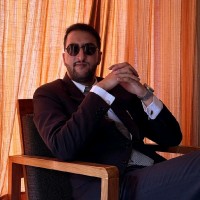 Naveed Para