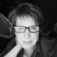 Karen Dillon