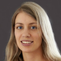 Julia Knapp