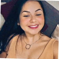 Thais Almeida