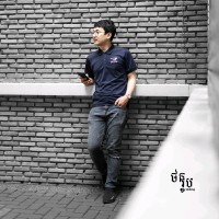 ភ្លេង ណារ៉ា