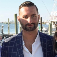 Dan B.