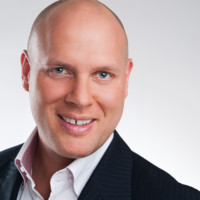 Dr. Richard Fröhlich