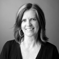 Dr Sue Carson