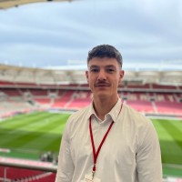 Aaron Valet