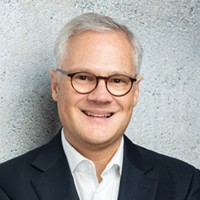 Dr. Florian Pfeiffer