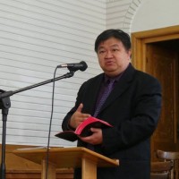 Pastor Zhou