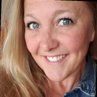 Robyn Winge