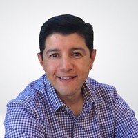 Carlos Olivas