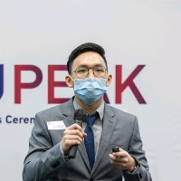 Kelvin Lee