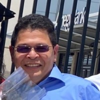 Carlos Flores