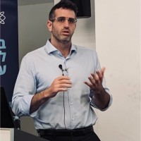 Yoav Kan-tor