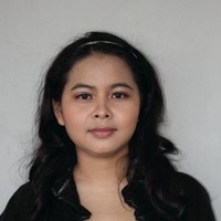 fitrah famila sari