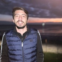 Nazım Akın Yapışan