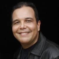 Julio E. Ortega M.