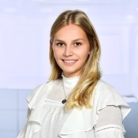 Laura Jakl