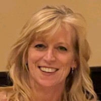 Maureen Hunt