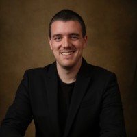 Dan L.