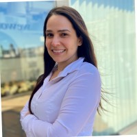 Caroline A. Feres Teixeira