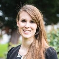 Dr. Aline Hackmann