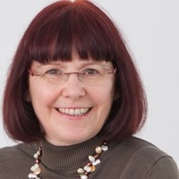 Eva-Maria Holmes