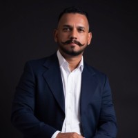 André Queiróz
