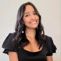 Jamile Oliveira