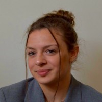 Inès C.