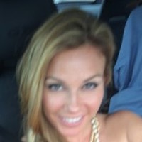 Iris Arnold