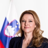 Urška Grmek