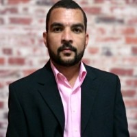 Alberto R.