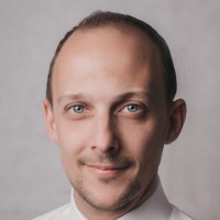 Iain Thomson