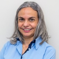 Claudia Ramires Queiroz