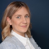 Julia Kinder