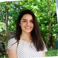 Azganush Mnatsakanyan