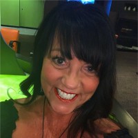 Janine Bloom