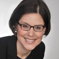 Dr. Andrea Hauser