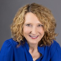 Dawn Leavesley, AINS, AIS
