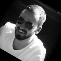 Sezer Topuz