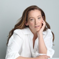 Susan Hutchinson