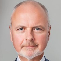 Peter Lyons