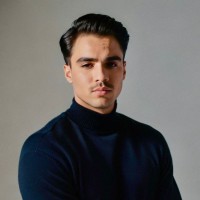 Eduardo Macias