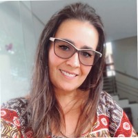 Flora Campos
