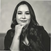 Giovana Neves
