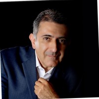 Carlos A M.