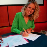 Dianne Van Der Steen